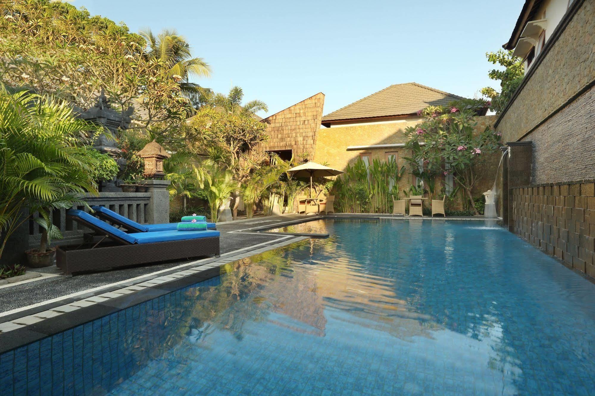 Vamana Resort - CHSE Certified Gili Trawangan Exterior foto